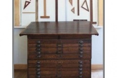 antique-drafting-table-4