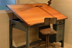 antique-drafting-table-innovative